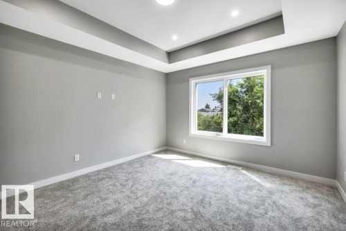 3813 104 Street Nw, Edmonton, AB - Indoor Photo Showing Other Room