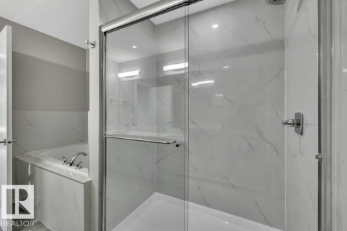 3813 104 Street Nw, Edmonton, AB - Indoor Photo Showing Bathroom