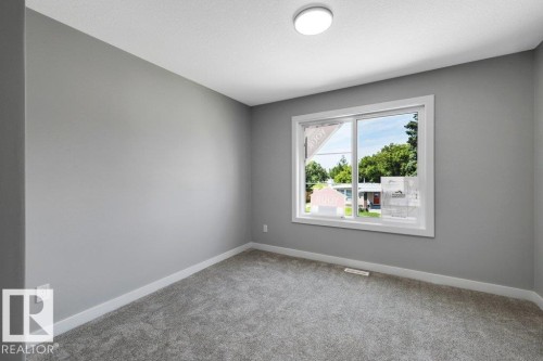 3813 104 Street Nw, Edmonton, AB - Indoor Photo Showing Other Room