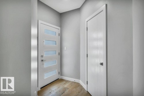 3813 104 Street Nw, Edmonton, AB - Indoor Photo Showing Other Room