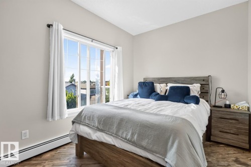 #313 226 Macewan Rd Sw, Edmonton, AB - Indoor Photo Showing Bedroom