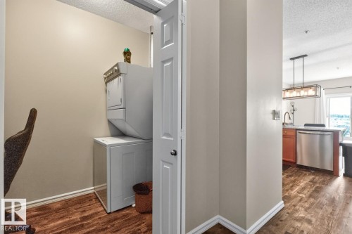 #313 226 Macewan Rd Sw, Edmonton, AB - Indoor Photo Showing Laundry Room