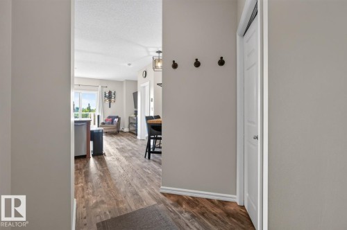 #313 226 Macewan Rd Sw, Edmonton, AB - Indoor Photo Showing Other Room
