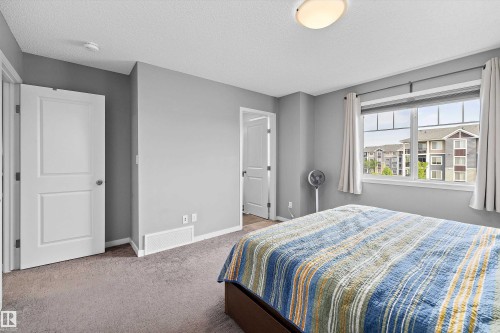 128 3305 Orchards Link, Edmonton, AB - Indoor Photo Showing Bedroom