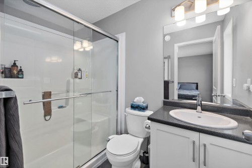 128 3305 Orchards Link, Edmonton, AB - Indoor Photo Showing Bathroom