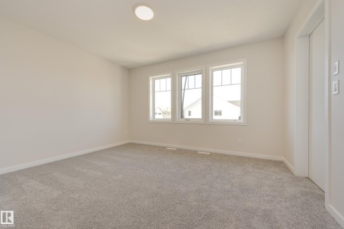 21011 25 Avenue Nw, Edmonton, AB - Indoor Photo Showing Other Room