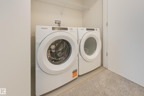 21011 25 Avenue Nw, Edmonton, AB - Indoor Photo Showing Laundry Room