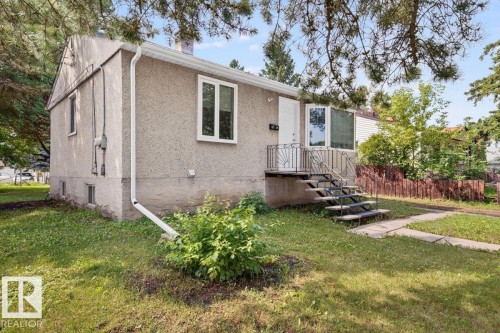 12134 42 Street NW  Edmonton, AB T5W 2N9