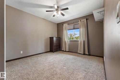 25 Hilltop Ridge, Fort Saskatchewan, AB - Indoor Photo Showing Other Room