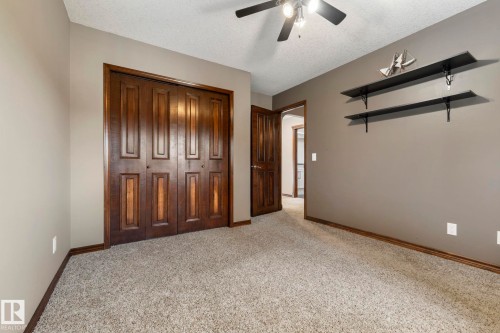 25 Hilltop Ridge, Fort Saskatchewan, AB - Indoor Photo Showing Other Room