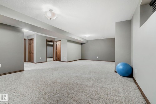 25 Hilltop Ridge, Fort Saskatchewan, AB - Indoor