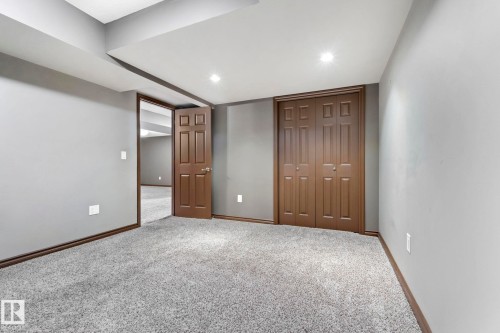 25 Hilltop Ridge, Fort Saskatchewan, AB - Indoor Photo Showing Other Room