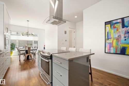 8751 83 Avenue Nw, Edmonton, AB - Indoor
