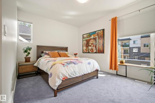 8751 83 Avenue Nw, Edmonton, AB - Indoor Photo Showing Bedroom