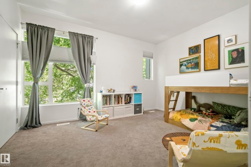 8751 83 Avenue Nw, Edmonton, AB - Indoor