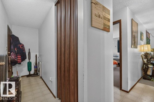 #203 10842 107 St Nw, Edmonton, AB - Indoor Photo Showing Other Room