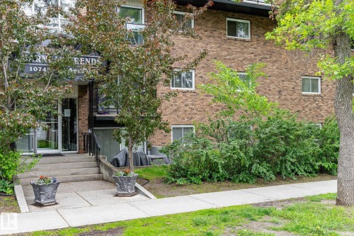 #405 10745 83 Av Nw, Edmonton, AB - Outdoor
