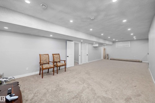 14148 134 Street Nw, Edmonton, AB - Indoor