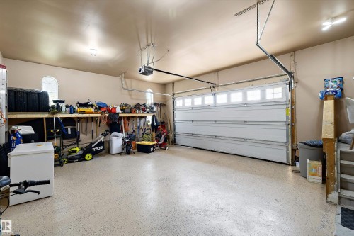 14148 134 Street Nw, Edmonton, AB - Indoor Photo Showing Garage
