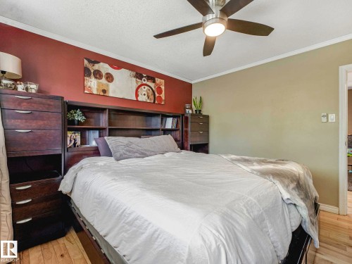 8311 96 Avenue Nw, Edmonton, AB - Indoor Photo Showing Bedroom