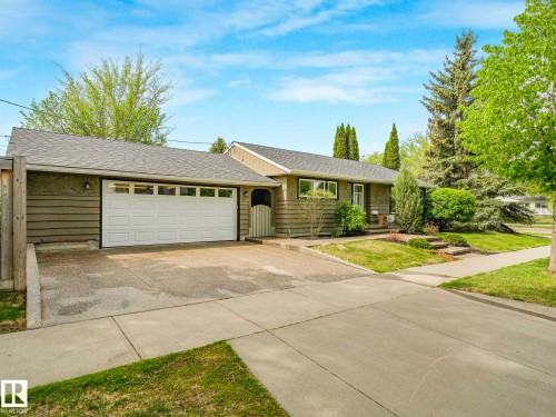 8311 96 Avenue Nw, Edmonton, AB - Outdoor