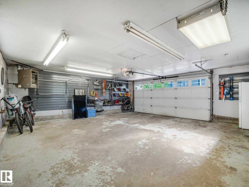 8311 96 Avenue Nw, Edmonton, AB - Indoor Photo Showing Garage