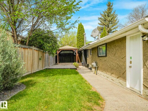 8311 96 Avenue Nw, Edmonton, AB - Outdoor