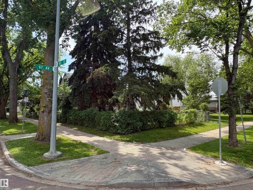 10503 67 Avenue Nw, Edmonton, AB 
