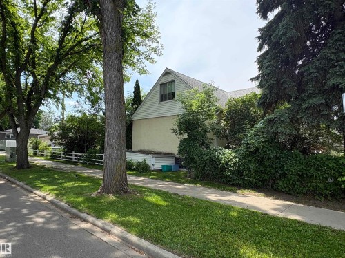 10503 67 Avenue Nw, Edmonton, AB 