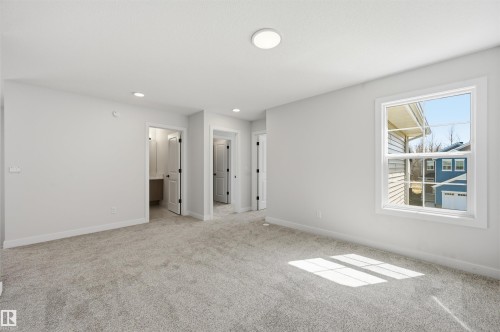 3024 Dixon Landing Sw, Edmonton, AB - Indoor Photo Showing Other Room