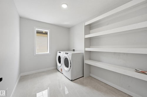 3024 Dixon Landing Sw, Edmonton, AB - Indoor Photo Showing Laundry Room
