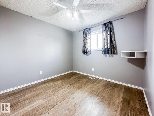 576 Rainbow Crescent, Sherwood Park, AB - Indoor Photo Showing Other Room