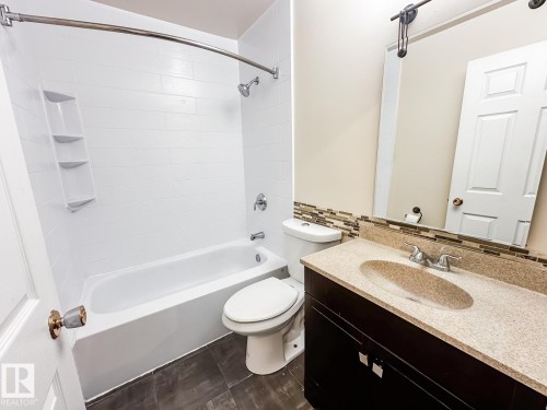 576 Rainbow Crescent, Sherwood Park, AB - Indoor Photo Showing Bathroom