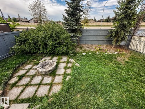 576 Rainbow Crescent, Sherwood Park, AB - Outdoor