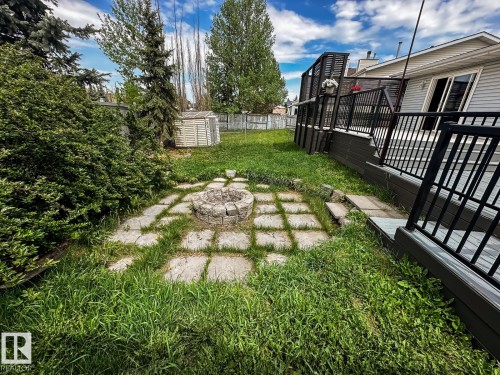 576 Rainbow Crescent, Sherwood Park, AB - Outdoor