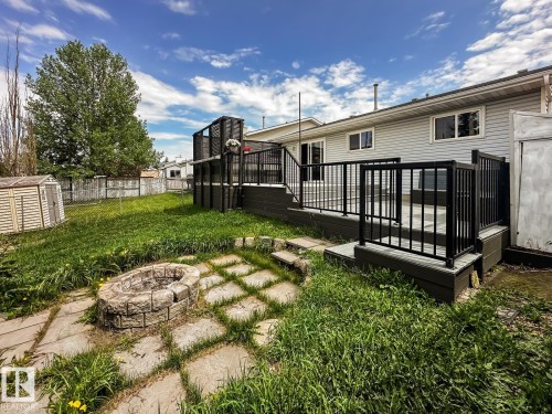 576 Rainbow Crescent, Sherwood Park, AB - Outdoor With Deck Patio Veranda