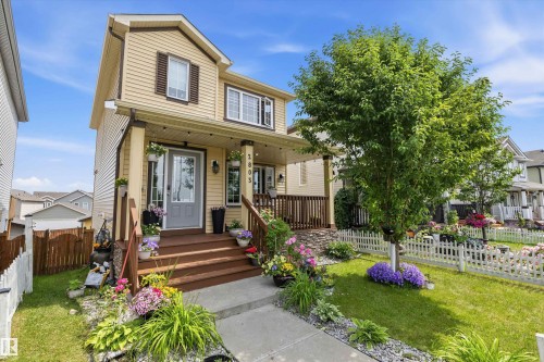 Front house - 2803 12 Street Nw, Edmonton, AB - Outdoor With Deck Patio Veranda