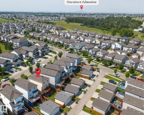 Residential neighborhood setting with varied architectural styles and mature landscaping - 2803 12 Street Nw, Edmonton, AB - Outdoor With View