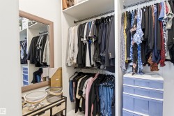 View of spacious closet - 