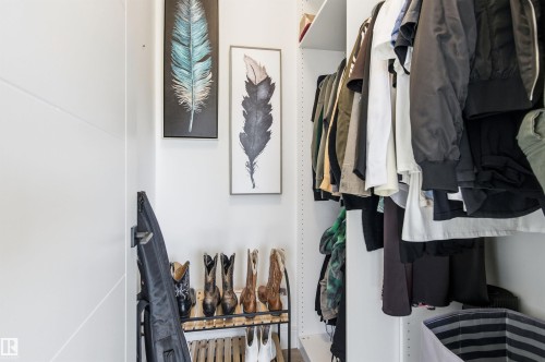 View of spacious closet - 3167 Cameron Heights Way Nw, Edmonton, AB - Indoor
