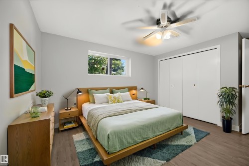 7419 15 Avenue Nw, Edmonton, AB - Indoor Photo Showing Bedroom