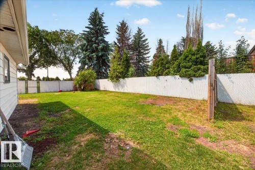 7419 15 Avenue Nw, Edmonton, AB - Outdoor