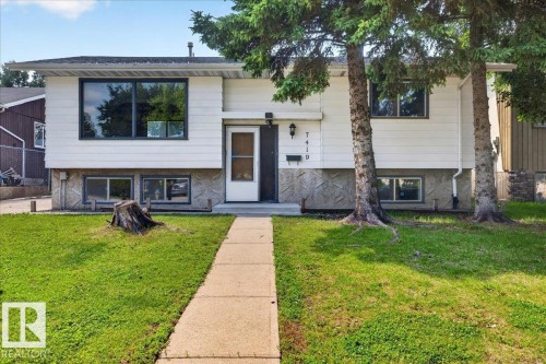 7419 15 Avenue Nw, Edmonton, AB - Outdoor With Facade