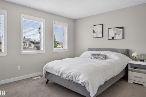 4 Hammett Gate, Spruce Grove, AB - Indoor Photo Showing Bedroom