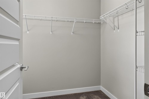 4 Hammett Gate, Spruce Grove, AB - Indoor With Storage
