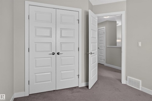 4 Hammett Gate, Spruce Grove, AB - Indoor Photo Showing Other Room
