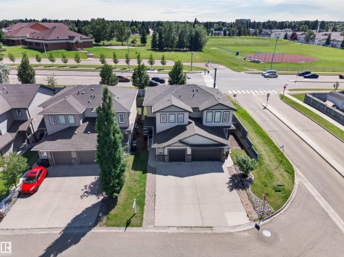 4 Hammett Gate, Spruce Grove, AB - Outdoor