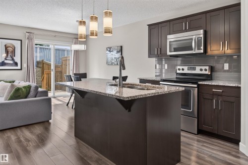 4 Hammett Gate, Spruce Grove, AB - Indoor Photo Showing Kitchen With Stainless Steel Kitchen With Upgraded Kitchen