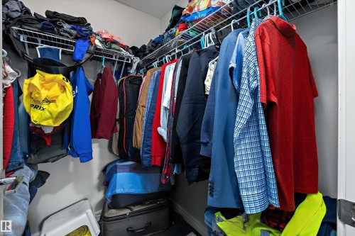 1563 Tamarack Boulevard Nw, Edmonton, AB - Indoor With Storage
