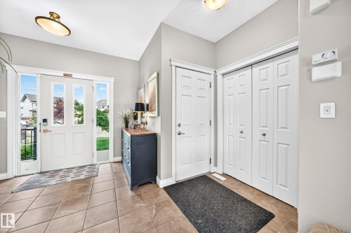 19 Victoria Bay, Spruce Grove, AB - Indoor Photo Showing Other Room